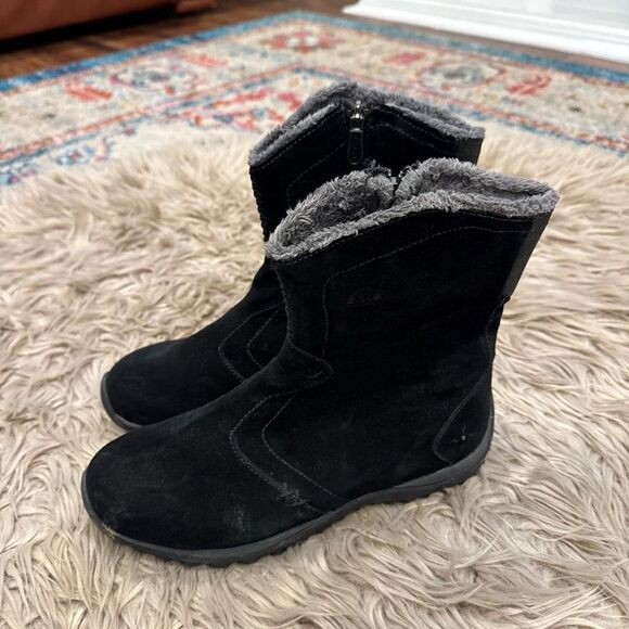 Sorel snow boots size 8 - Picture 1 of 9